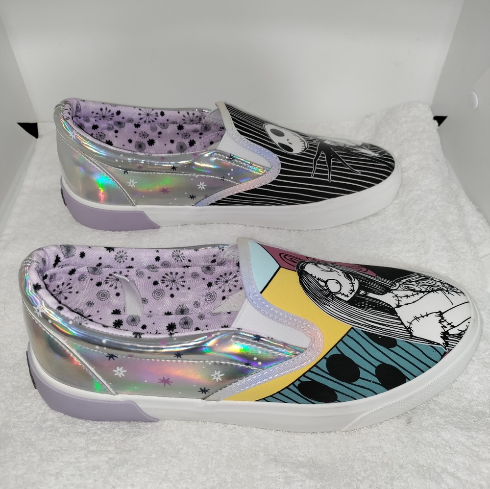 Nightmare Before Christmas Women's 6.5 Low Top Slip-On Sneaker Shoes - Picture 2 of 7